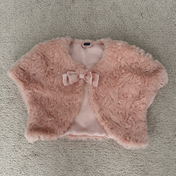 GAP Faux Fur Coat in Soft Pink. Girls size L/XL